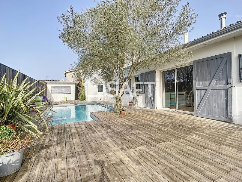 Vente maison 5 pièces 130 m² à Saint-Médard-en-Jalles (33160), 515 000 €