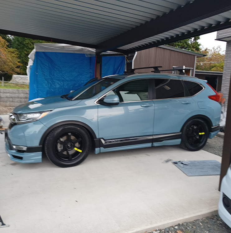 CR-Vのうどん香蔵・CR-V・弄りオフ・スタバ新作に関するカスタム事例の投稿画像3枚目