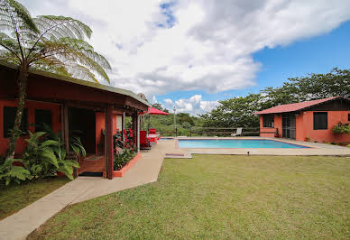 Farmhouse with pool 2