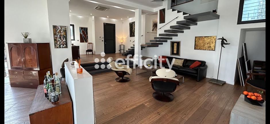 Vente maison 4 pièces 204 m² à Marseille 8ème (13008), 1 960 000 €