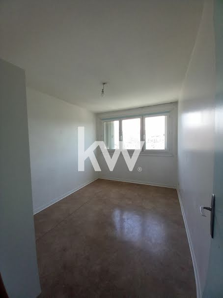 Vente appartement 3 pièces 63 m² à Marseille 14ème (13014), 53 000 €