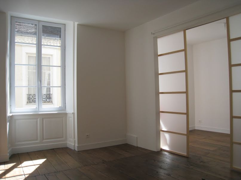 Location  appartement 2 pièces 37 m² à Saint-Yrieix-la-Perche (87500), 380 €