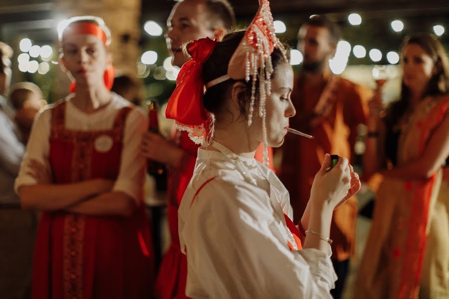 Fotografo di matrimoni Sasha Dzyubchuk (sashadk). Foto del 18 dicembre 2019