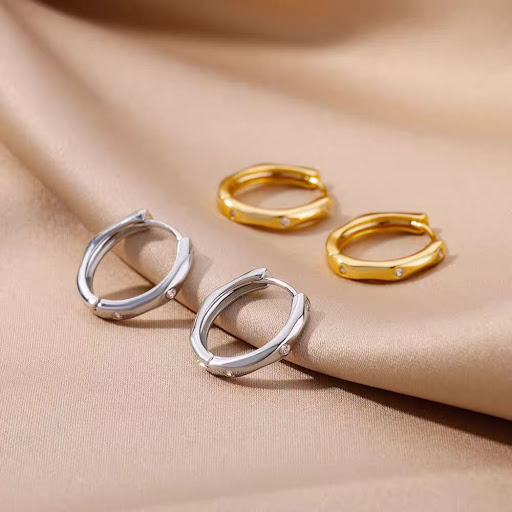Title 4, 18K Gold Light Luxury All-match Simple Earrings...