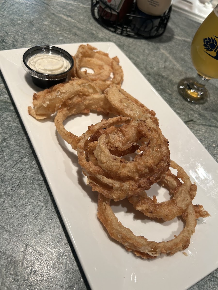 Onion Rings with amazing ranch that tasted like aioli