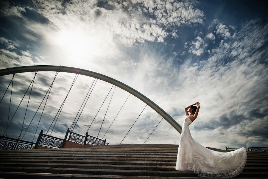 Wedding photographer Alexander Vorobiov (1head1). Photo of 23 July 2013