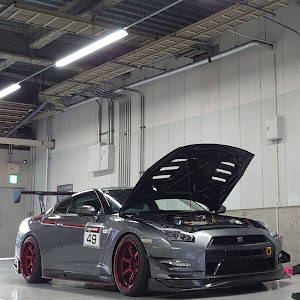 NISSAN GT-R R35