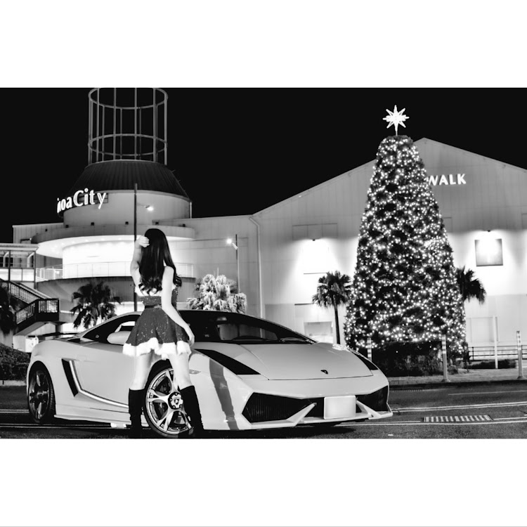 ガヤルドの2020ベストショット・X'mas・pickupされたい・目指せPickUpCars・クリスマスツリーコラボに関するカスタム事例の投稿画像5枚目