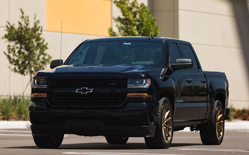 Chevrolet Silverado Double Cab 2019 screenshot 2