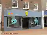 EE