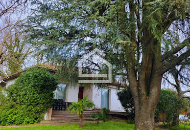 Maison avec piscine et terrasse 13