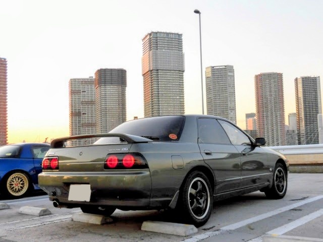 スカイラインのバックシャンな愛車・ノートe-powerモードプレミア・過去画でまとめてみましたに関するカスタム事例の投稿画像3枚目