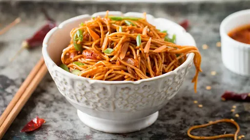 Veg Chilli Garlic Noodles