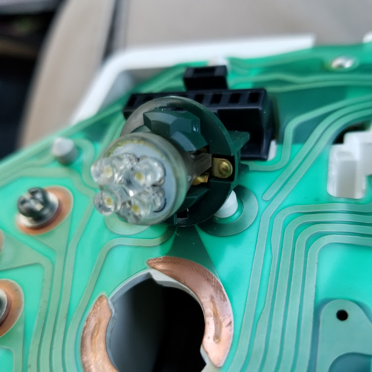 アルトのメーター球・LEDに関するカスタム事例の投稿画像1枚目