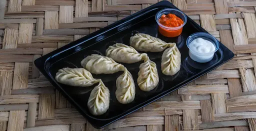 Steamed Momos [6 Pieces]