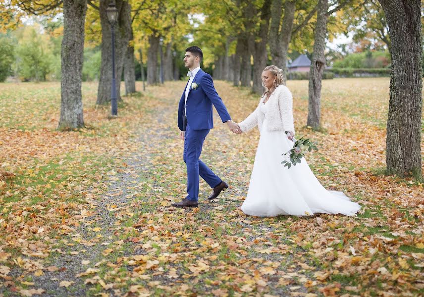 Hääkuvaaja Tanja Ferm (tanjametelitsa). Kuva otettu 9. huhtikuuta 2019