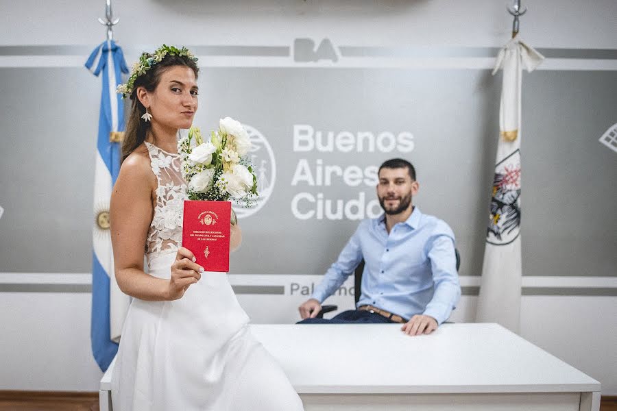 Wedding photographer Pablo Lloret (lloret). Photo of 6 April 2022