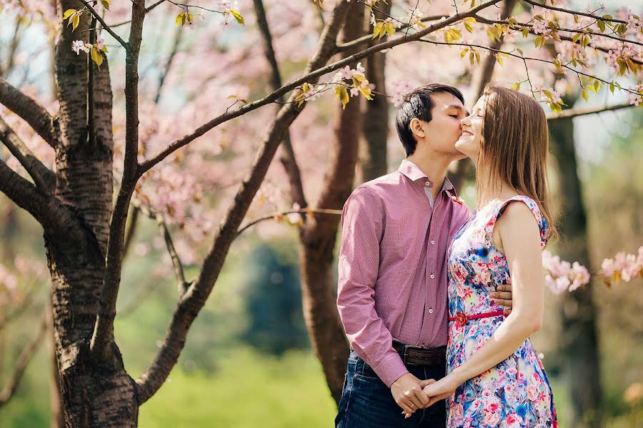 Wedding photographer Aleksandra Tikhova (aleksti). Photo of 13 June 2018