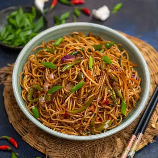 Veg Chilli Garlic Noodles