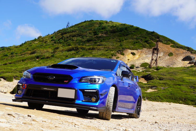 WRX S4のトレッドパターン選手権・お題投稿・ADVAN NEOVA AD09・ゾロ目GET・55,555㌔に関するカスタム事例の投稿画像1枚目