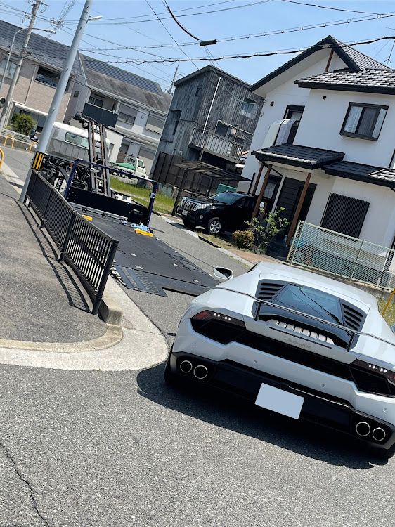ウラカンのマクラーレン・ウラカン・乗り換えます・5月もよろしくお願いします・GWに関するカスタム事例の投稿画像3枚目