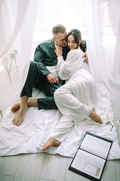 Wedding photographer Yuliya Nechepurenko (misteria). Photo of 26 December 2023