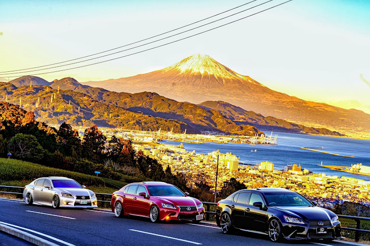 GSの毎月10日はL10系GSの日・レクサス10系祭り・CT200hの日・富士山・ツーリングは楽しすぎる件に関するカスタム事例の投稿画像7枚目