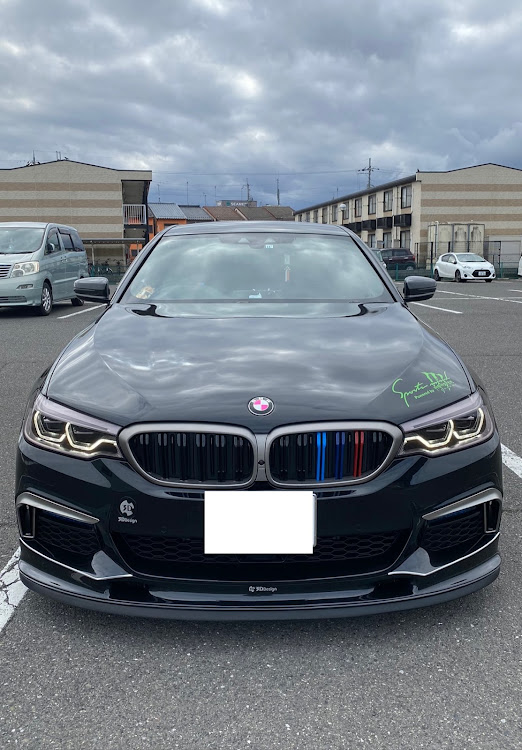5シリーズ セダンの愛車を1行で紹介・BMW・BMW G30に関するカスタム事例の投稿画像1枚目