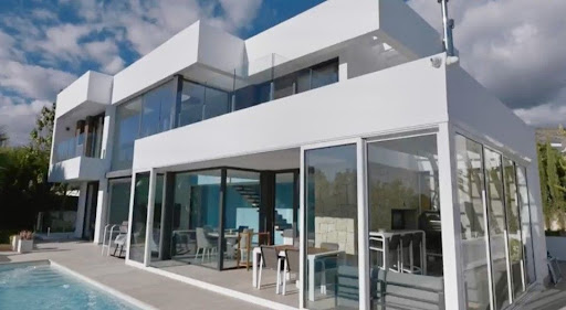 Villa avec piscine 1