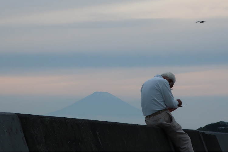 フーガの七里ヶ浜・江ノ電・富士山・トンビ・江ノ島に関するカスタム事例の投稿画像12枚目