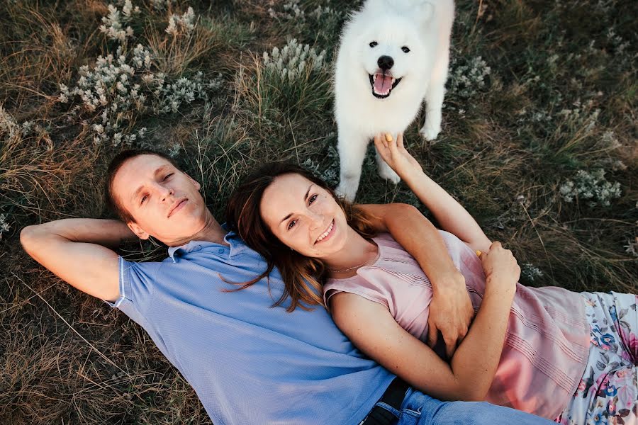 Fotógrafo de bodas Alena Kasho (positivefoto). Foto del 15 de marzo 2019