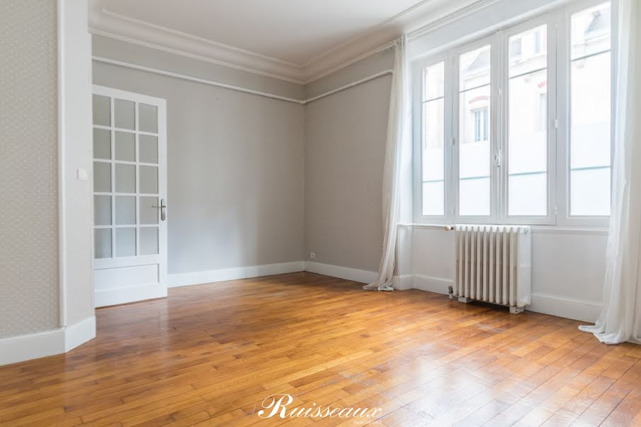 Vente appartement 5 pièces 106.02 m² à Dijon (21000), 375 000 €