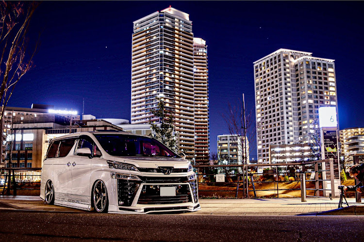 ヴェルファイアのTruth・AL・VELL機甲師団📸カメラ部・仲間って最高🚙🚗✨・千葉だよ🥺・聖地巡礼🚙🚗🎶に関するカスタム事例の投稿画像3枚目