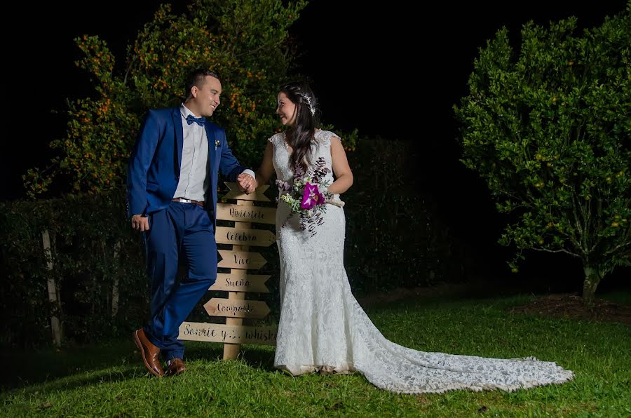 Düğün fotoğrafçısı Alejandro Usma (alejousma). 25 Ocak 2018 fotoları