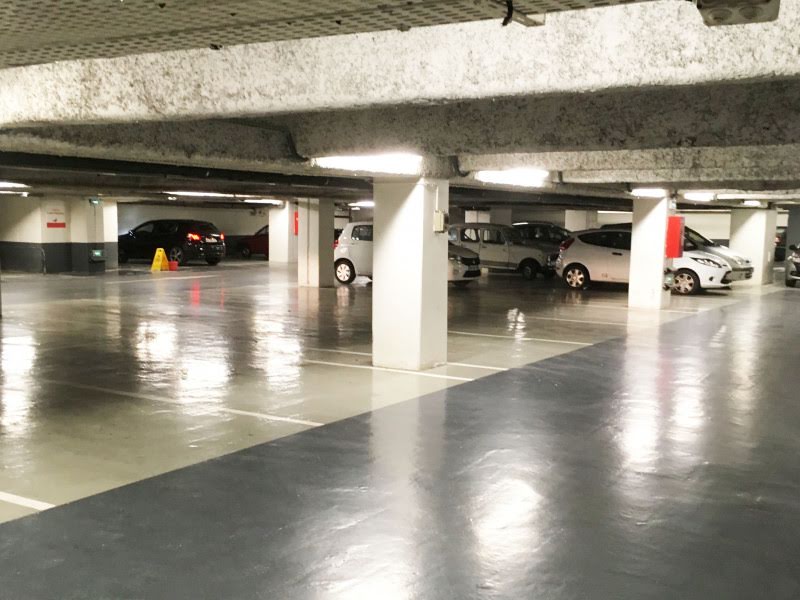 Location  parking  12 m² à Lyon 6ème (69006), 102 €