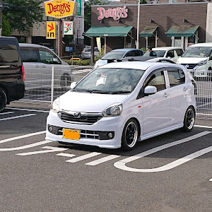 ミライース LA300S