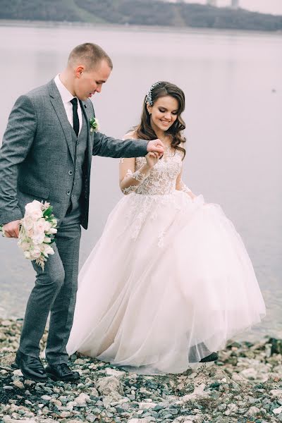 ช่างภาพงานแต่งงาน Alena Efimova (alenaef) ภาพเมื่อ 28 มีนาคม 2020