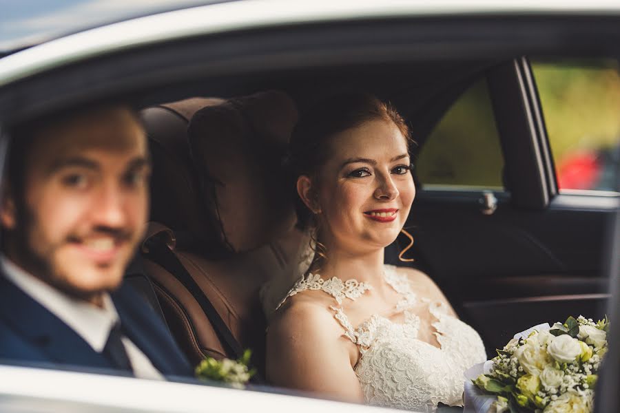 Fotógrafo de casamento Dirk Delhaes (dirkdelhaes). Foto de 14 de março 2021