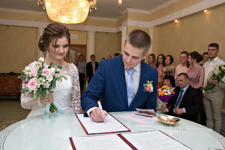 Fotografo di matrimoni Elena Bolyukh (elenbo29). Foto del 3 aprile 2019