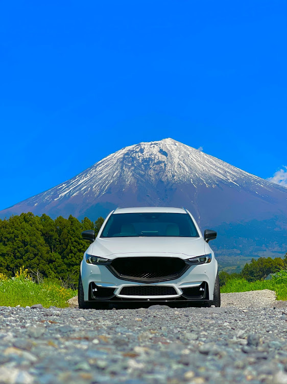 CX-8のUSヘッドライト・オーバーフェンダー・stancenation・Wekfest・discover_ctに関するカスタム事例の投稿画像2枚目