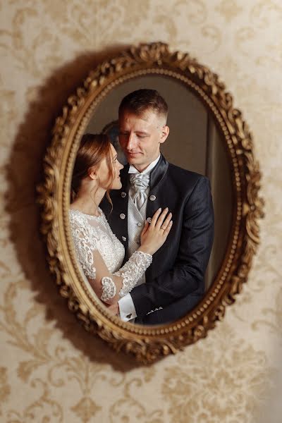 Wedding photographer Kseniya Kazanceva (ksuspb). Photo of 15 April 2020