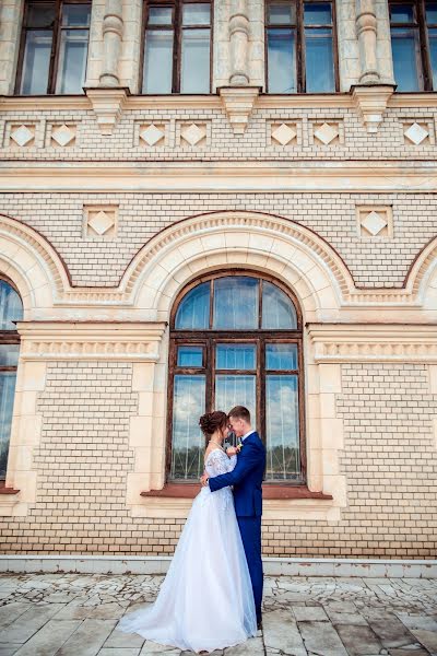 Bröllopsfotograf Darya Vvedenskaya (vvedenskayada). Foto av 26 april 2019