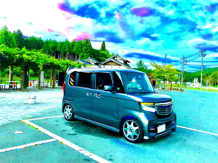 Nボックスカスタムの朝の散歩に関するカスタム事例の投稿画像4枚目