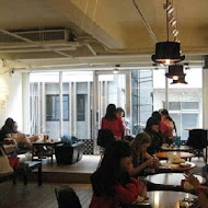 StayReal Café(台中一中店)