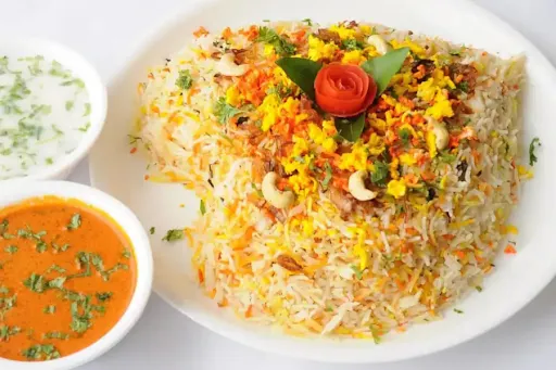 Special Kaju Paneer Biryani