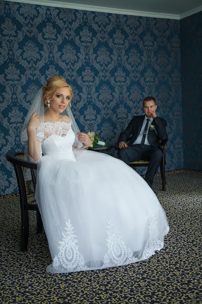 Wedding photographer Tatyana Khizhnyak (3640893). Photo of 12 November 2017