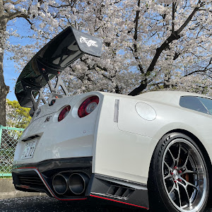 NISSAN GT-R R35