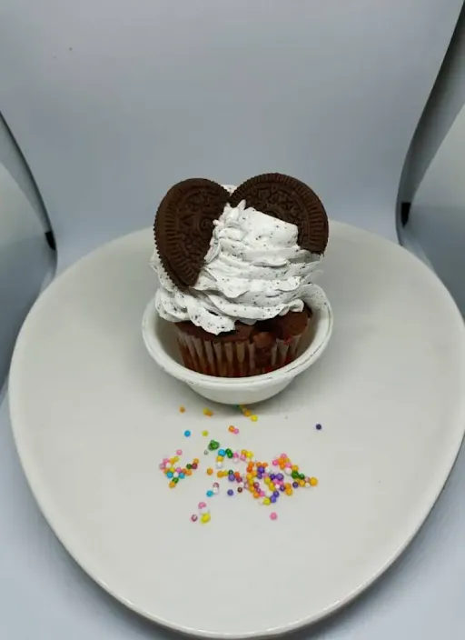 Oreo Chocolate Cupcake [2 Pieces]