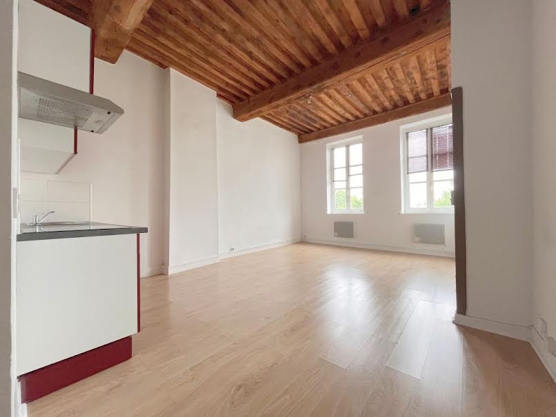 Location  appartement 2 pièces 43 m² à Caluire-et-Cuire (69300), 750 €