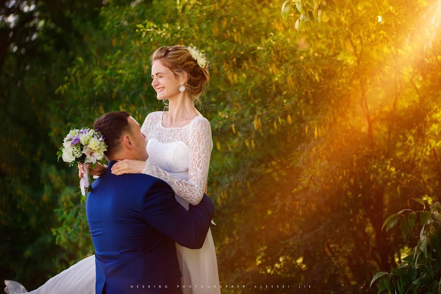 Wedding photographer Aleksey Ozerov (photolik). Photo of 7 October 2017